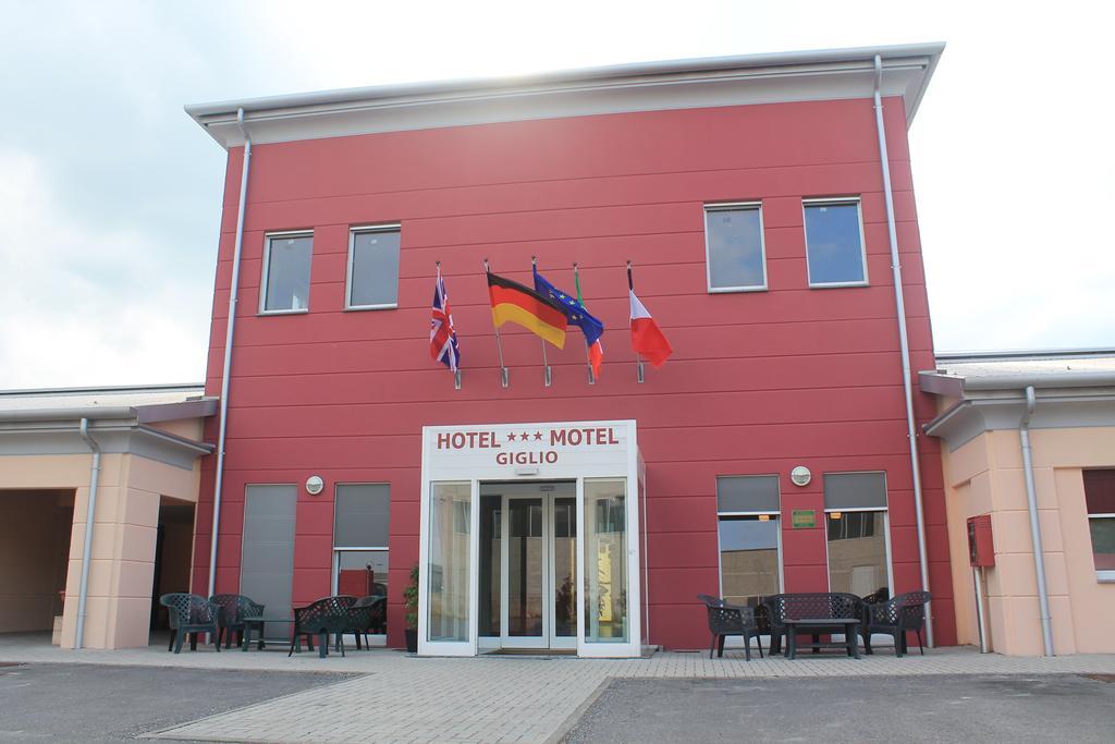 Hotel Motel Giglio Viadana Esterno foto